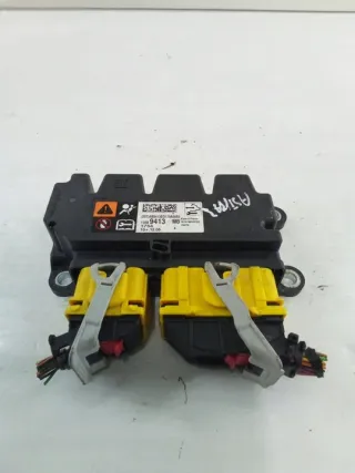 13589413 Блок предохранителей Opel Astra J Арт e6676926, вид 1