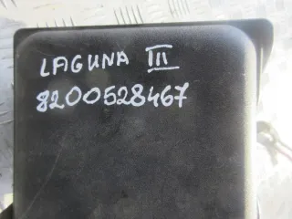 8200528467 Блок предохранителей Renault Laguna 3 Арт e6923268, вид 2