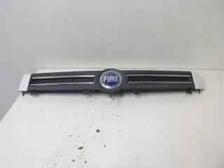 735353899 Решетка радиатора Fiat Panda 2 Арт e6950235, вид 2