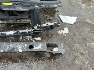  Передняя панель крепления облицовки (телевизор) Land Rover Range Rover 3 Арт e6950374, вид 2