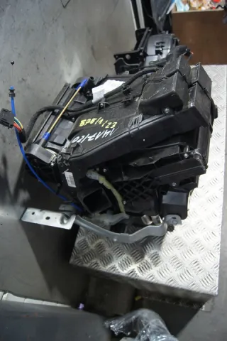 1T1819003 Отопитель в сборе (печка) Volkswagen Caddy 3 Арт e6960219, вид 15
