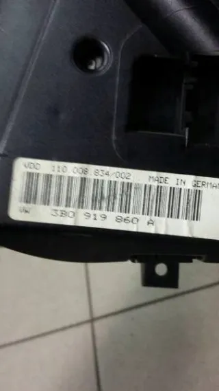 3B0919860A Щиток приборов (приборная панель) Volkswagen Passat B5 Арт e6988187, вид 2