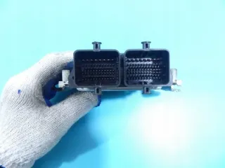 0261S07288 0261S07288, 33910-69L01 Блок управления двигателем Suzuki Swift 5 Арт e7098799, вид 4