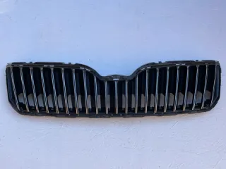 3T0853668B 5JA853668 Решетка радиатора Skoda Superb 2 Арт e7104011, вид 1