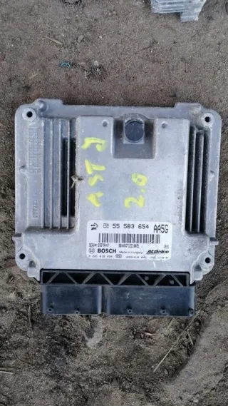 0281018454 Блок управления двигателем Opel Astra J Арт e7105302, вид 1