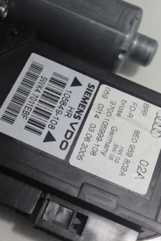 8E0959802A Моторчик стеклоподъемника Audi A4 B7 Арт e7139879, вид 4
