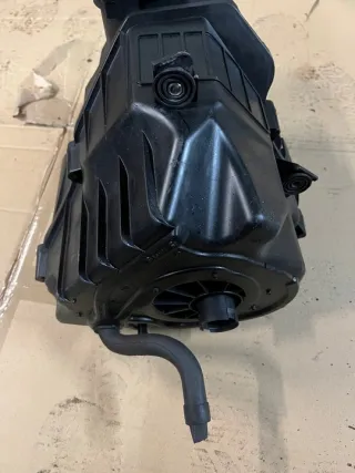 4E0129620 Корпус воздушного фильтра Audi A8 D3 (S8) Арт e7171962, вид 3