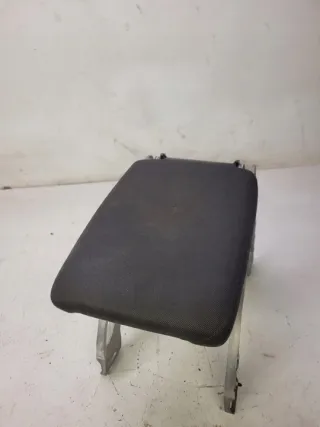 8W0864283A Подлокотник Audi A4 B9 Арт e7214555, вид 2