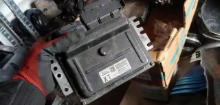 MEC32-040 Блок управления двигателем Nissan Micra K12 Арт e7250775, вид 1
