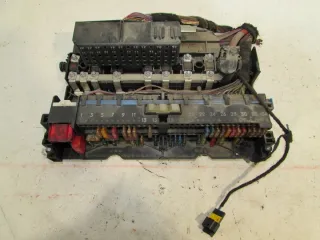 E6314H 611383777109 18091000000 Блок предохранителей BMW 3 E46 Арт e7274422, вид 1