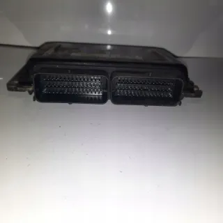 8200044453 S110130104A Блок управления двигателем Renault Clio 2 Арт e7276542, вид 2