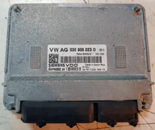 03E906023D 03e906023d Блок управления двигателем Seat Ibiza 5 Арт e7279934, вид 1