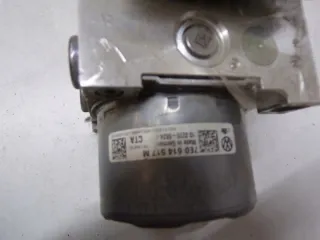 7E0907379P Блок ABS Volkswagen Transporter T5 Арт e7306123, вид 3