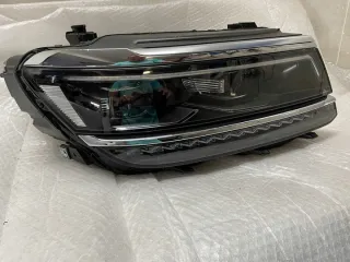 5NB941082E Фара правая Volkswagen Tiguan 2 Арт e7315576, вид 2