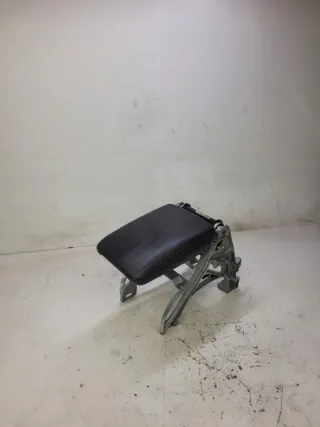 8W0864283A Подлокотник Audi A4 B9 Арт e7329745, вид 1