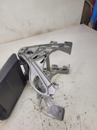 8W0864283A Подлокотник Audi A4 B9 Арт e7329745, вид 6