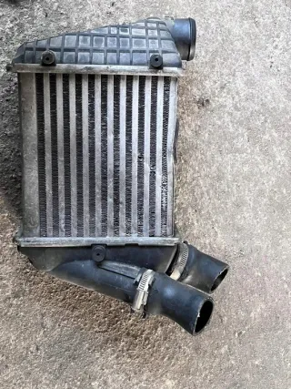 8E0145806C Интеркулер Audi A4 B7 Арт e7351319, вид 1
