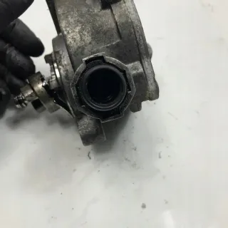 31258031 D5204T3 D5204T Насос вакуумный Volvo S60 2 Арт e7371360, вид 4
