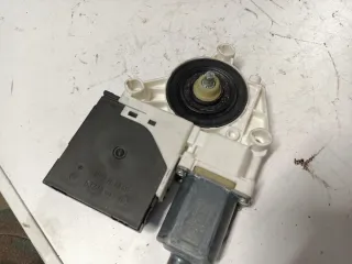 8P4959802E Моторчик стеклоподъемника Audi A3 8P Арт e7443684, вид 3