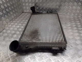 1K0145803M Интеркулер Volkswagen Golf 5 Арт e7448765, вид 2