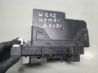 2129060805 A2129060805, Блок предохранителей Mercedes E C207 Арт e7497749, вид 1