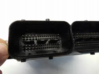 03L906018JP Блок управления двигателем Audi A4 B8 Арт e7501112, вид 2