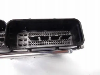 03L906018JP Блок управления двигателем Audi A4 B8 Арт e7501112, вид 3