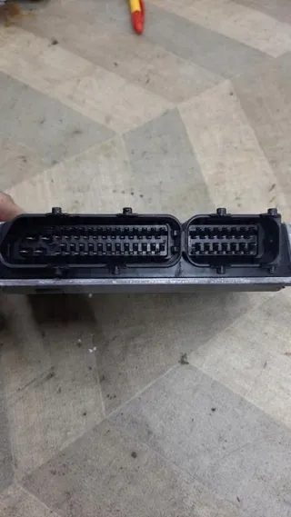 03E906023B Блок управления двигателем Volkswagen Polo 4 Арт e7514478, вид 5