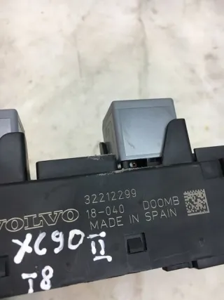 32212299 Блок предохранителей Volvo XC90 2 Арт e7528654, вид 5