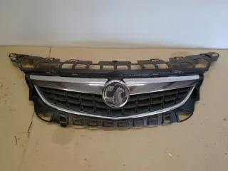 13266577 Решетка радиатора Opel Astra J Арт e7538680, вид 1