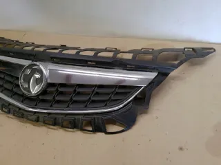 13266577 Решетка радиатора Opel Astra J Арт e7538680, вид 3