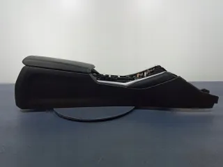 6806777 Подлокотник BMW 3 G20/G21 Арт e7555902