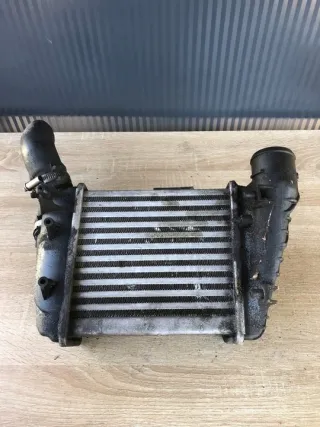 8E0145806C Интеркулер Audi A4 B7 Арт e7588310, вид 3