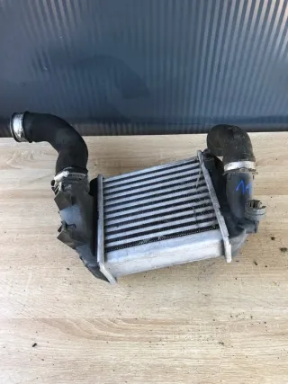 8E0145805P Интеркулер Audi A4 B7 Арт e7588312, вид 2