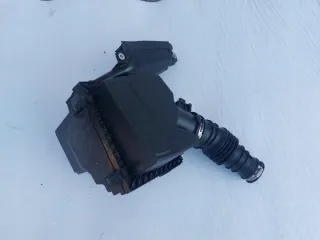 DS73-9643-KA Корпус воздушного фильтра Ford Edge 2 Арт e7614482, вид 1