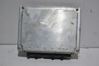8D0907558E Блок управления двигателем Volkswagen Passat B5 Арт e7671942, вид 4