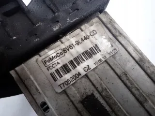 8V61-9L440-CD Интеркулер Ford C-max 2 Арт e7716404, вид 4