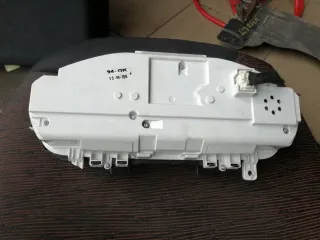2012-2019 31412875 Щиток приборов (приборная панель) Volvo V40 2 Арт e7818804, вид 4