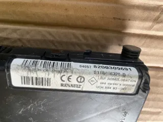 8200309691 Блок управления двигателем Renault Grand Scenic 2 Арт e7837777, вид 3