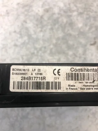 284B17715R Блок предохранителей Renault Megane 3 Арт e7851198, вид 4