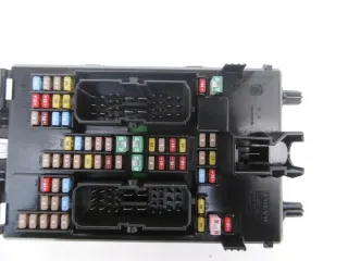 31682732 31494567 Блок предохранителей Volvo S60 3 Арт e7885893, вид 7