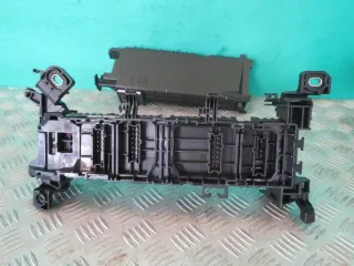 A2465400340 A2465451440 A2465400140 Блок предохранителей Mercedes A W176 Арт e7920751, вид 4