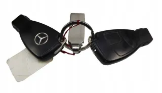 A6401507579 0281013025 Блок управления двигателем Mercedes A W169 Арт e7959159, вид 2