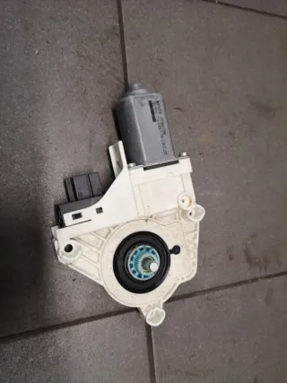 4F0959802C Моторчик стеклоподъемника Audi A6 C6 (S6,RS6) Арт e8182278, вид 2