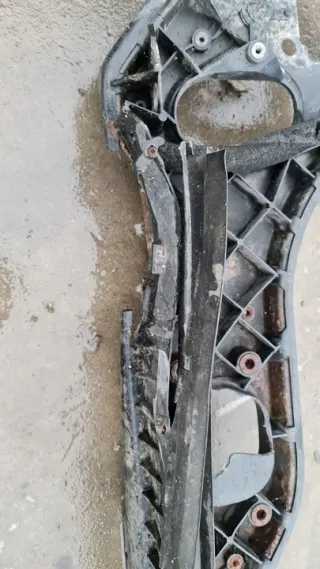  Передняя панель крепления облицовки (телевизор) Audi A6 C6 (S6,RS6) Арт e8182295, вид 3