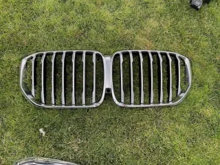 7454888 Решетка радиатора BMW X5 G05  Арт e8229363, вид 1