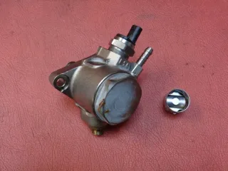 04E127026AG Насос топливный Seat Leon 3 Арт e8295257, вид 2