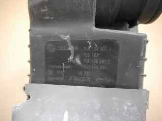 7L8129601J Корпус воздушного фильтра Audi Q7 4L Арт e8302504, вид 2