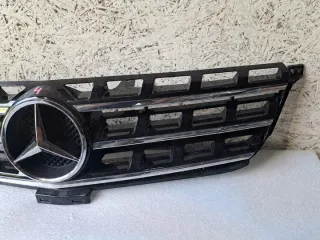 A1668800123 Решетка радиатора Mercedes ML/GLE W166 Арт e8335006, вид 3