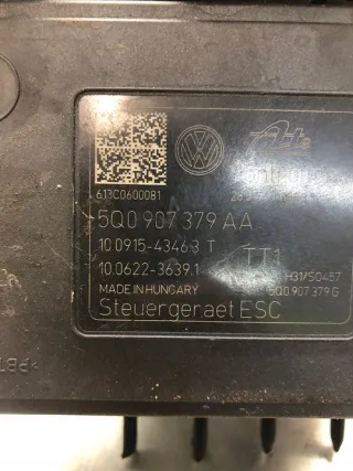 5Q0907379AA Блок ABS Volkswagen Golf 5 Арт e8361453, вид 4